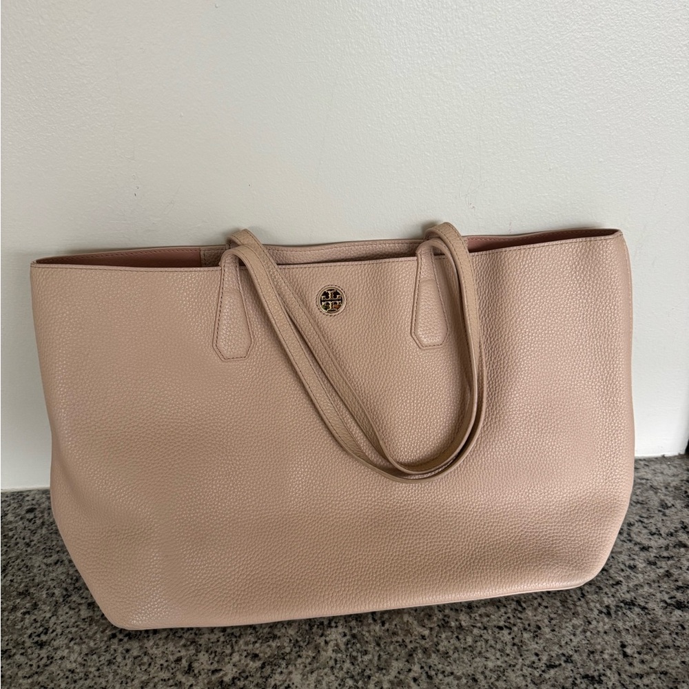 Tory Burch Brody Tote in Light Oak